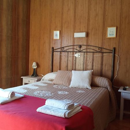 Hostal La Collada De Aralla Aralla de Luna Exteriér fotografie