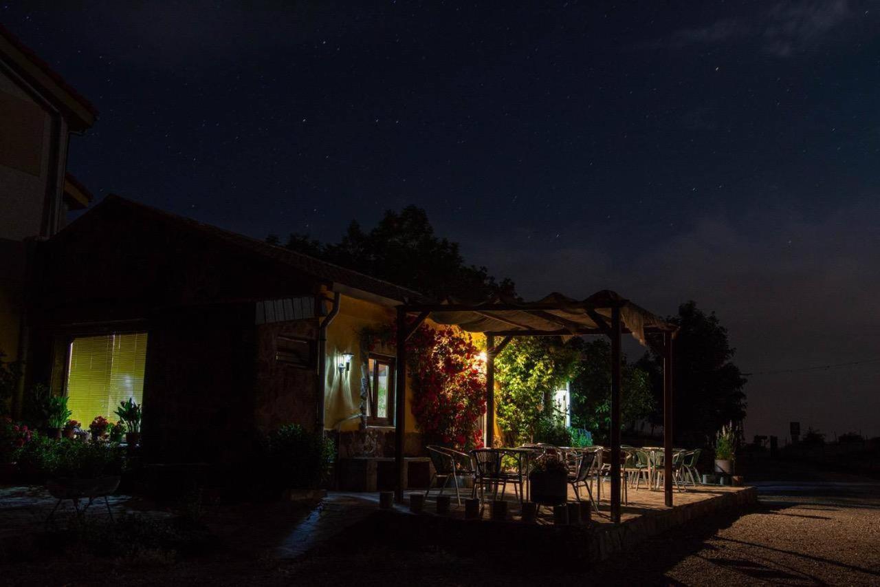 Hostal La Collada De Aralla Aralla de Luna Exteriér fotografie