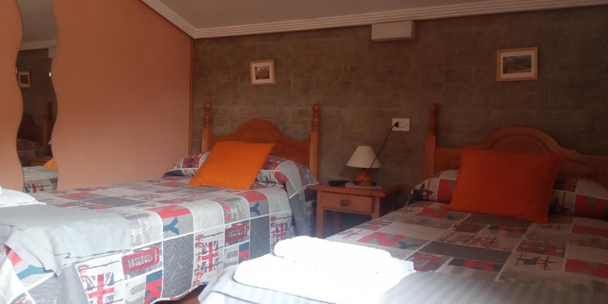 Hostal La Collada De Aralla Aralla de Luna Exteriér fotografie