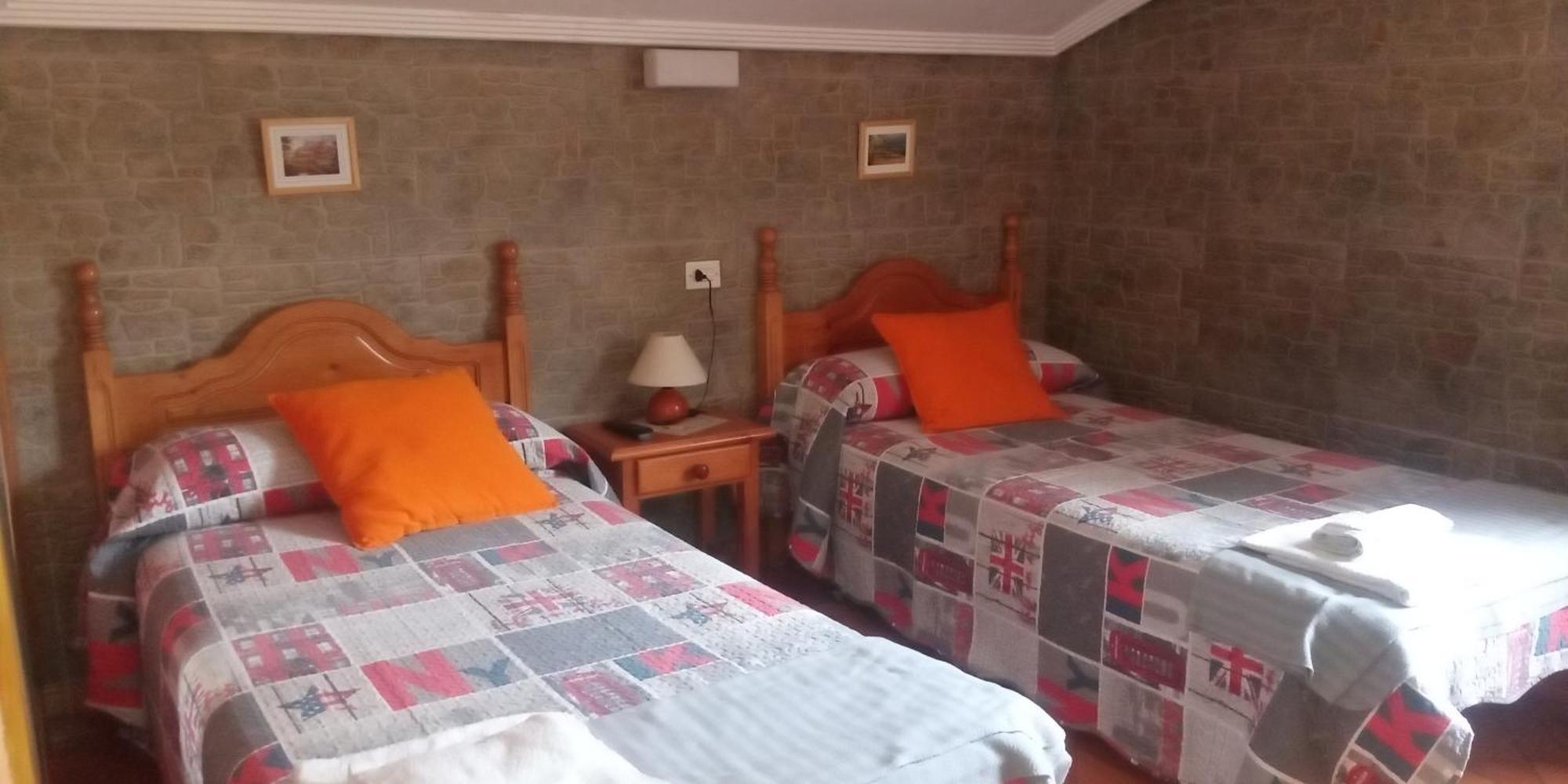 Hostal La Collada De Aralla Aralla de Luna Exteriér fotografie