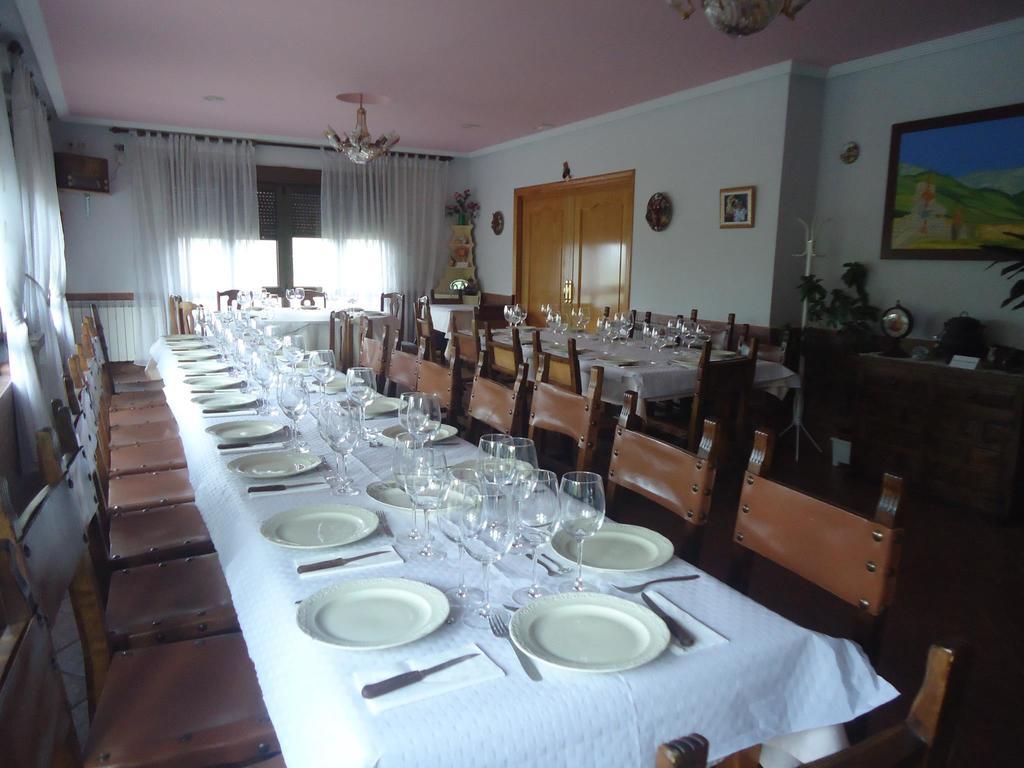 Hostal La Collada De Aralla Aralla de Luna Exteriér fotografie
